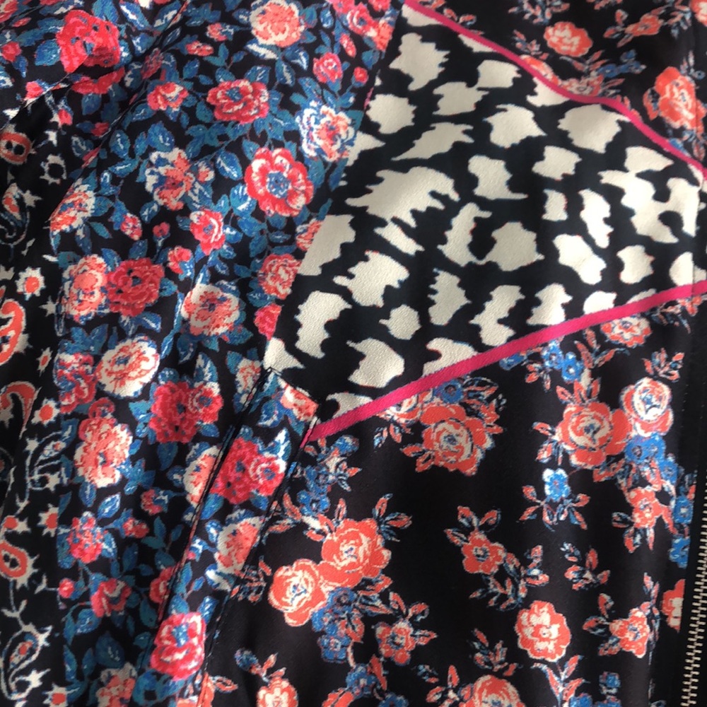 C & V Jacket - Picture 4 of 5
